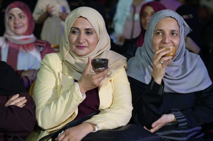 تعز في ضيافة المخا.. لقاء الأحبة في مهرجان البن