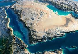 استهداف سفينة شحن تجارية في خليج عدن