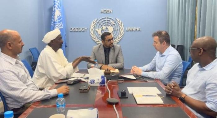 وكيل الحديدة يلتقي ممثلي الأمم المتحدة في عدن