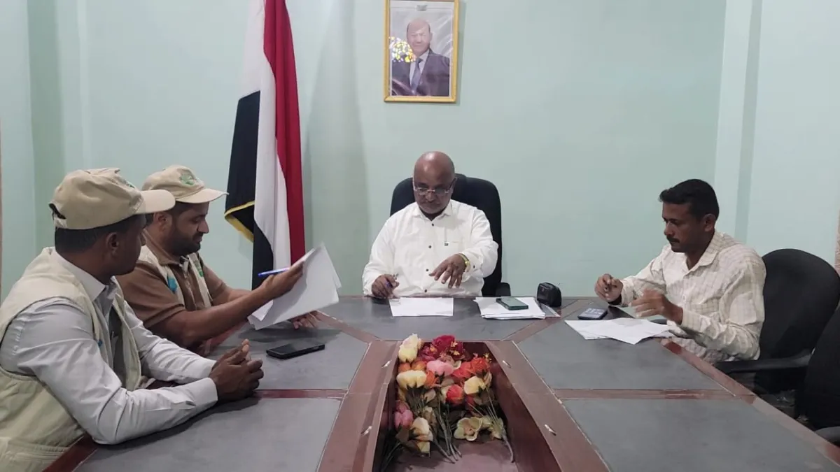 الحديدة.. محلية الخوخة تناقش مع اليونيسف تعزيز التدخلات الإنسانية