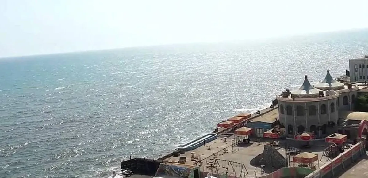 مقتل وجرح 14 بحارًا بلغم بحري حوثي قبالة سواحل مدينة الحدبدة