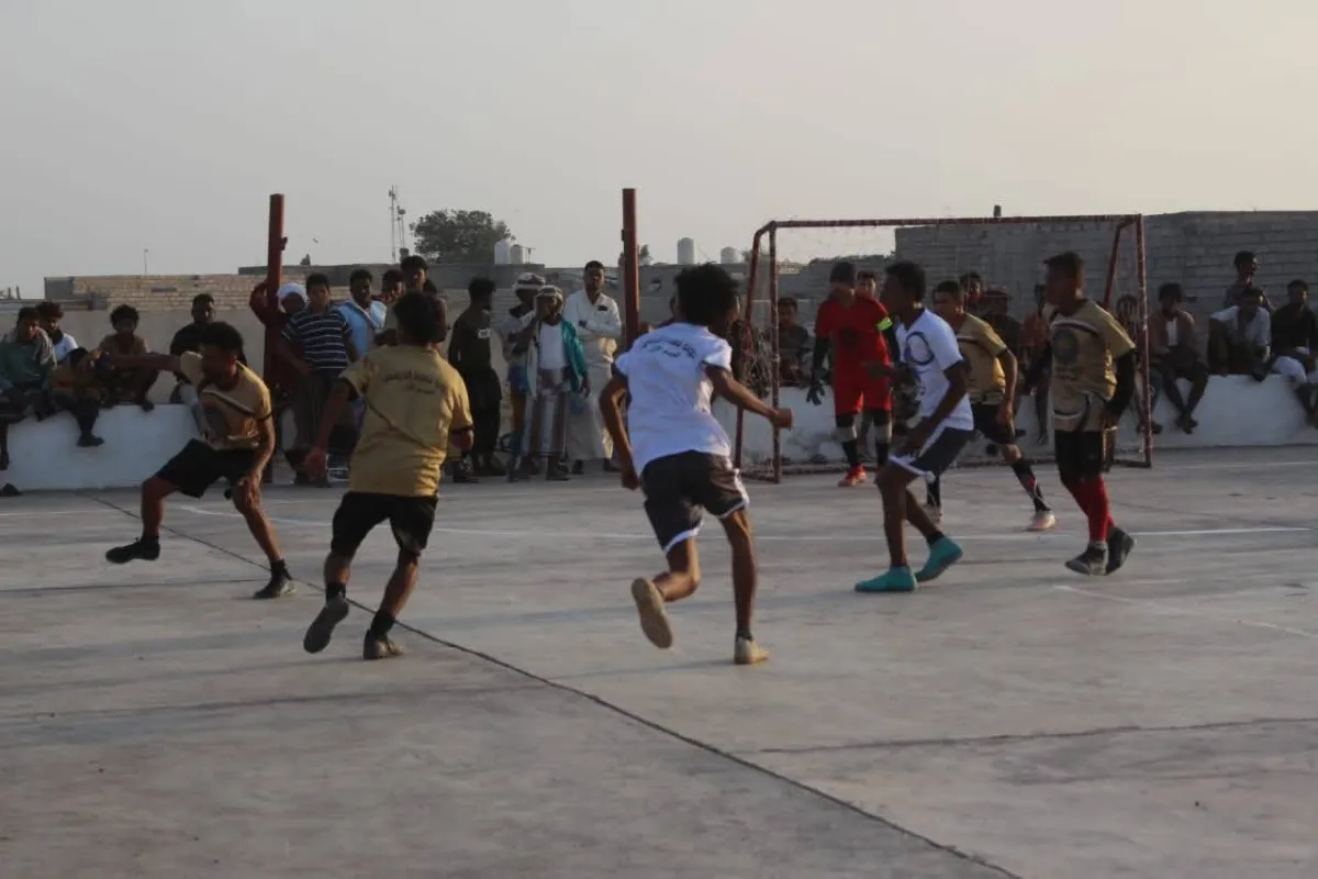 الحديدة.. ناشئو الدريهمي يُتوجون بكأس دوري "شهداء الدريهمي" في نسخته الأولى بالخوخة