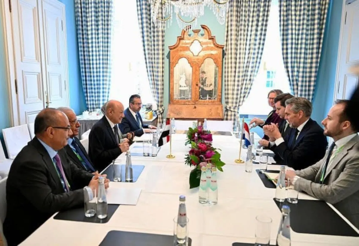 رئيس الوزراء الهولندي: الاتحاد الأوروبي يتجه لتصنيف الحوثيين منظمة إرهابية