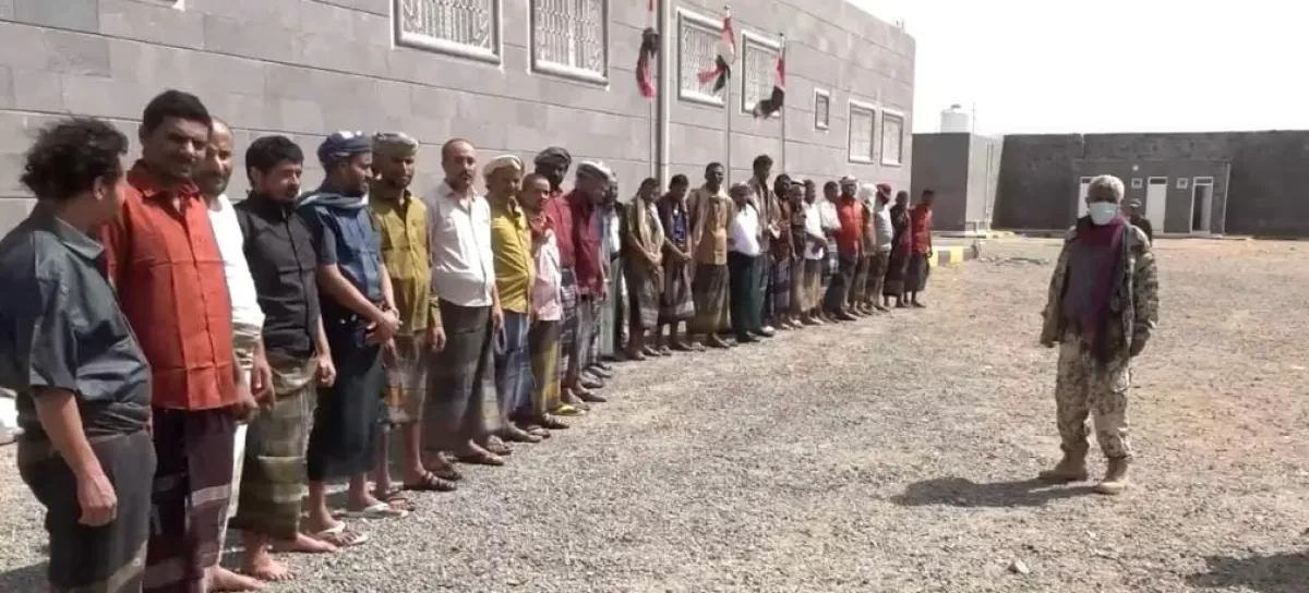 فيديو| بمكرمة من طارق صالح.. الإفراج عن 27 سجينًا معسرًا ومغررًا به في الساحل الغربي