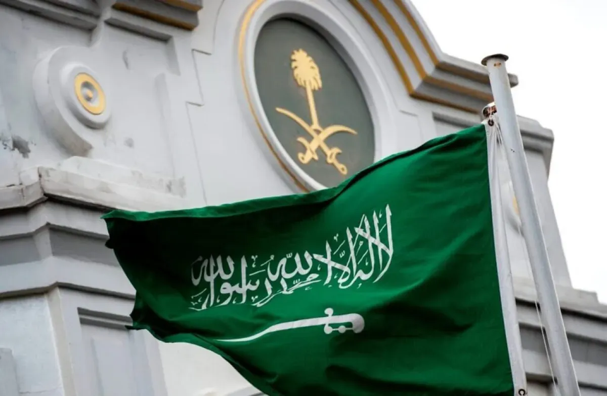 السعودية تدين استهداف السفارة الأمريكية بالرياض وتؤكد حقها في الرد