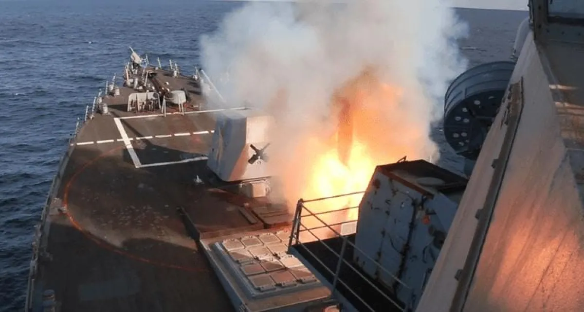 القيادة المركزية الأميركية: تدمير 17 سفينة إيرانية وضربات واسعة داخل إيران