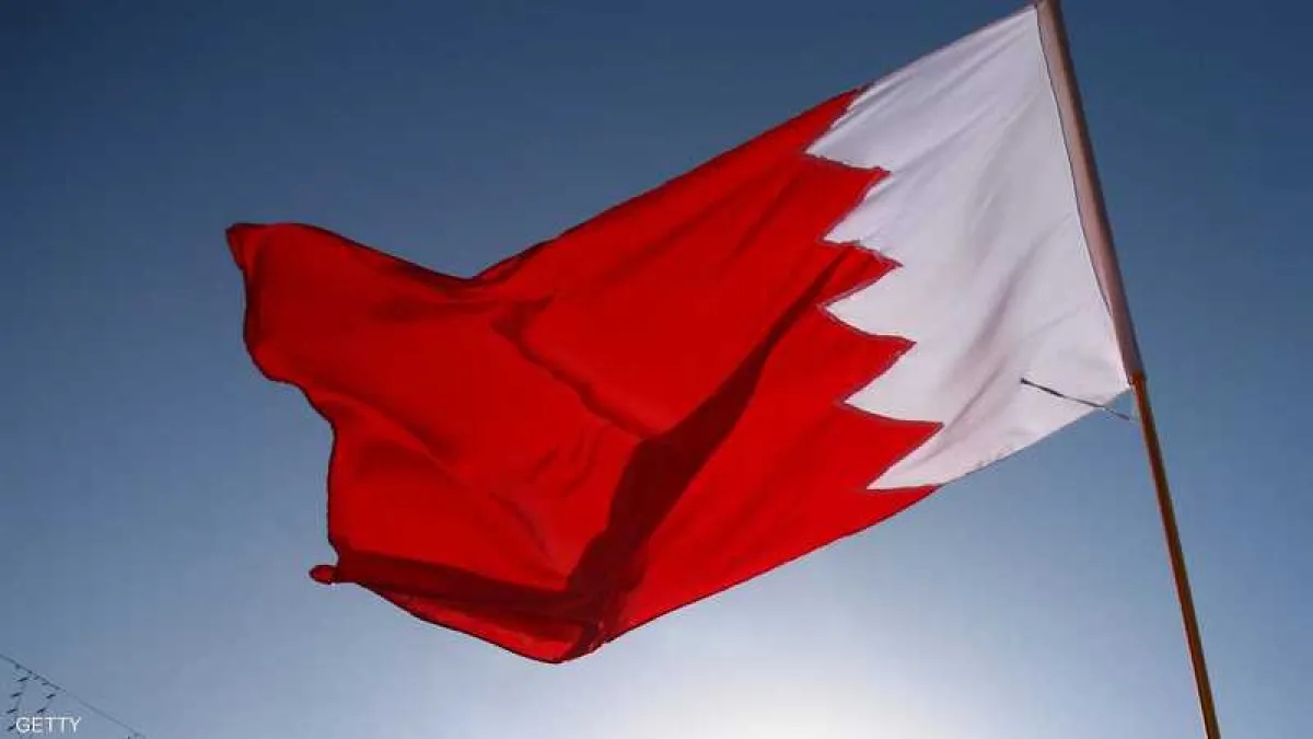 البحرين: العدوان الإيراني يستهدف فندقين ومبنى سكنياً بالمنامة ودفاعاتنا تتصدى لهجمات صاروخية وطائرات مسيّرة