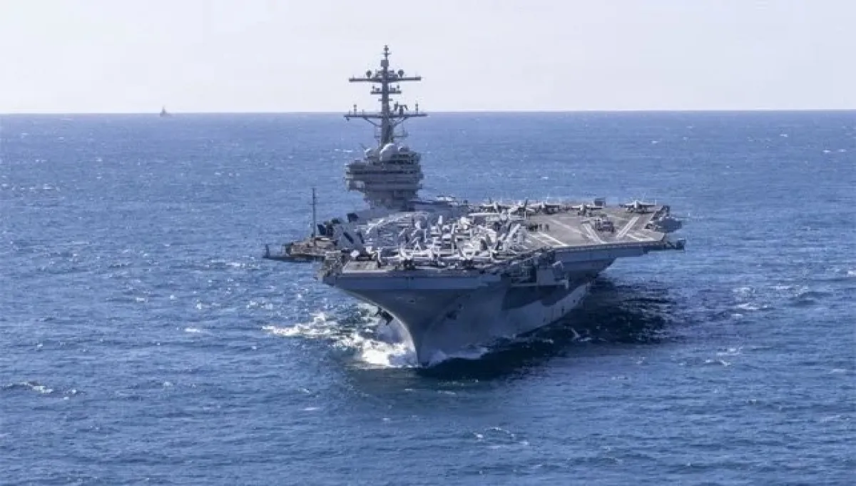 البحرية الأمريكية: "يو إس إس فورد" تعبر قناة السويس لتعزيز الانتشار بالشرق الأوسط