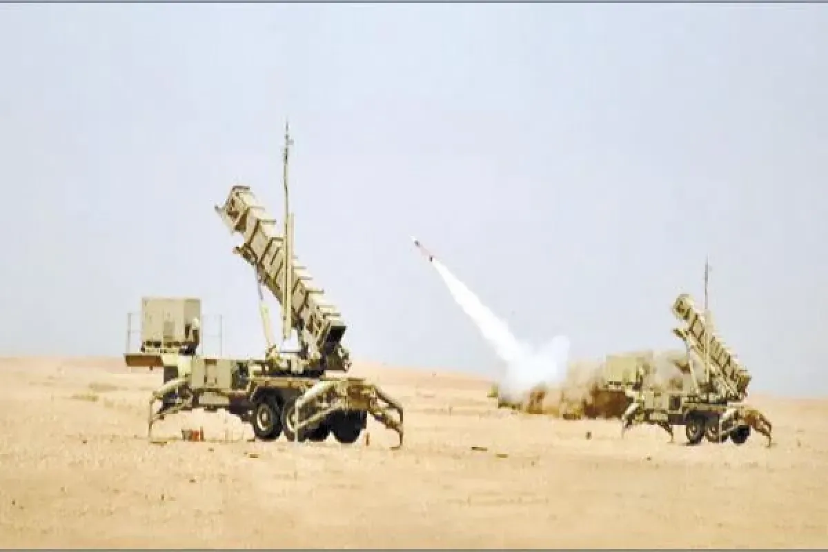 الدفاعات الجوية الخليجية تواصل التصدي للهجمات الإيرانية المستمرة