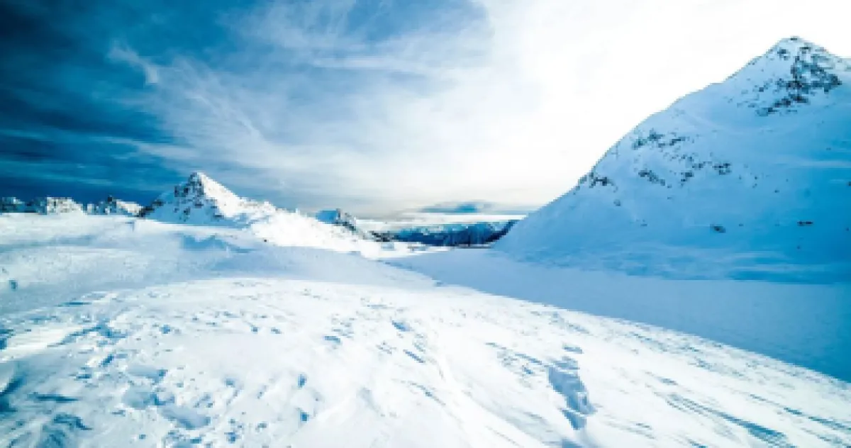 الجليد القطبي الشمالي يقترب من أدنى ذروة شتوية تاريخية.. ومخاوف مناخية وجيوسياسية تتصاعد