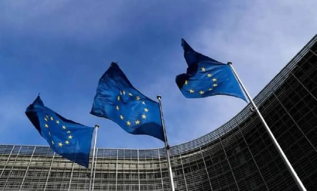 الاتحاد الأوروبي يطالب طهران ووكلاءها بوقف الهجمات على دول الخليج واحترام سيادتها