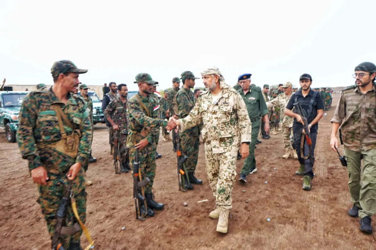 الأكوع يعايد قطاع أمن الساحل الغربي