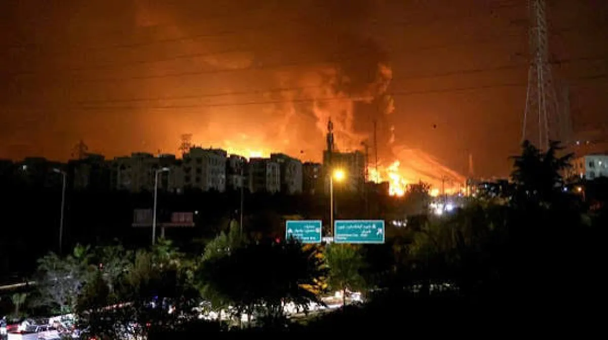 خبراء دوليون: تدمير البحرية والدفاعات الجوية الإيرانية معيار بالغ الأهمية لتحقيق النصر