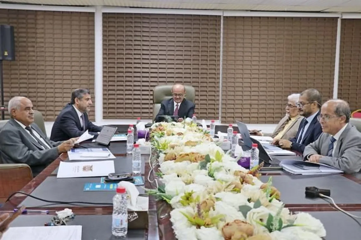 البنك المركزي يستعرض تداعيات التطورات الإقليمية ويقر إجراءات لتعزيز الاستقرار النقدي