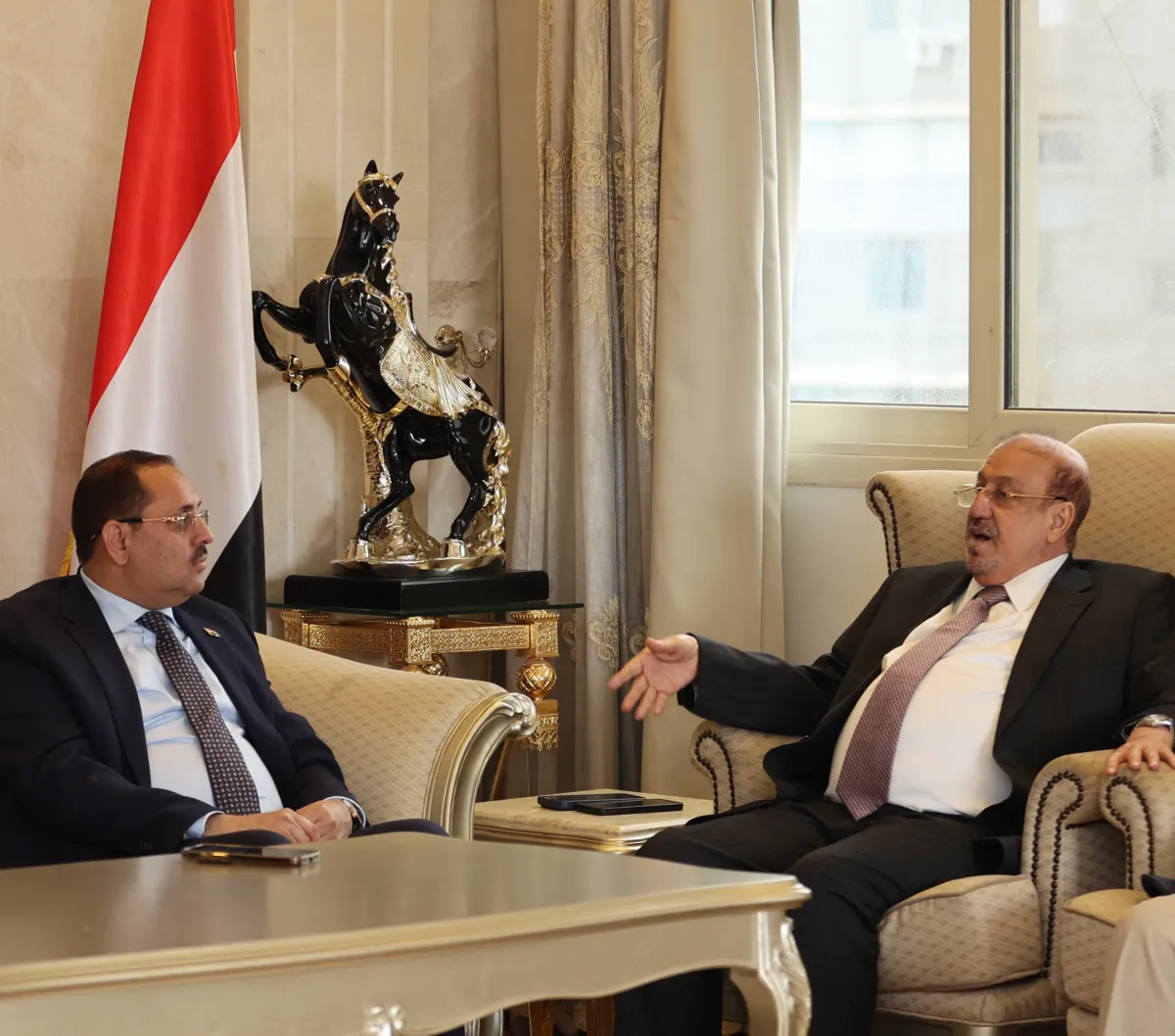 البركاني وأبو حورية يبحثان الترتيبات لعقد جلسات مجلس النواب وإقرار موازنة 2026