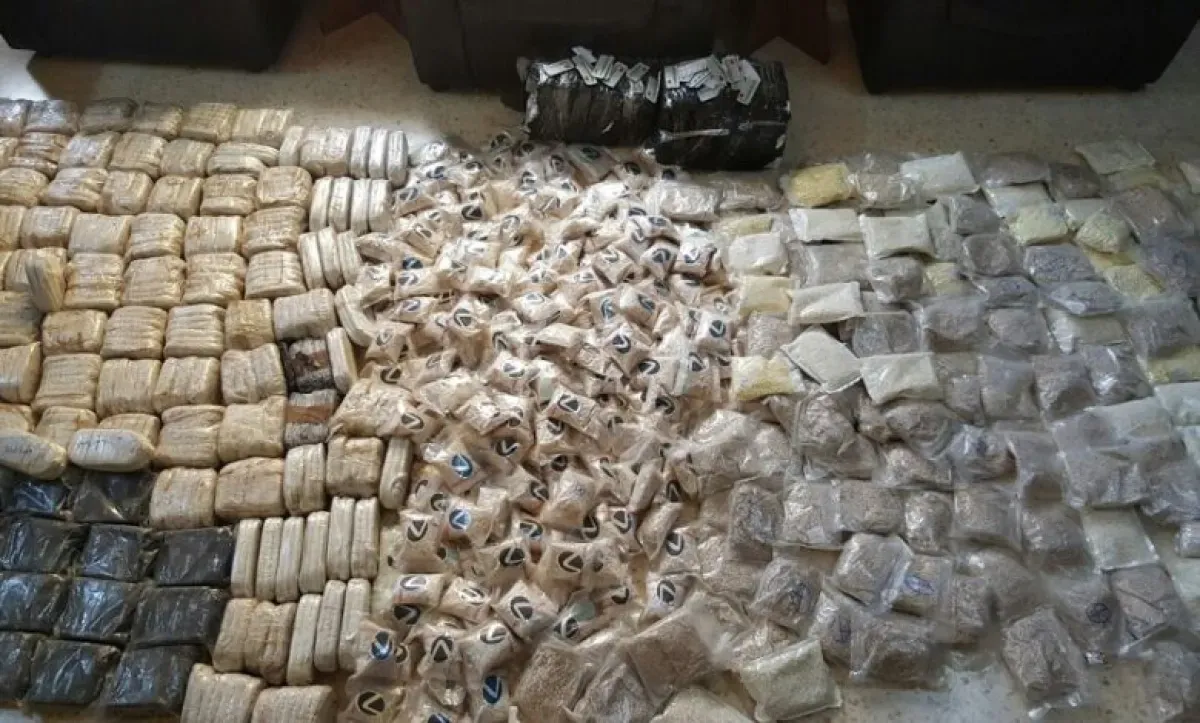 الداخلية: ضبط أكثر من 1.29 طن مخدرات في المناطق المحررة ومعظمها مرتبطة بمليشيا الحوثي