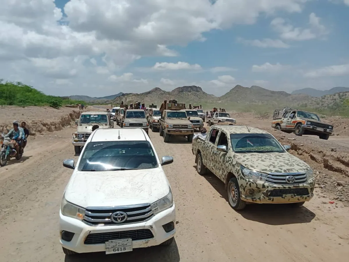 تعز.. تشييع مهيب للشهيد برهان جابر في الوازعية وسط حضور رسمي وشعبي واسع