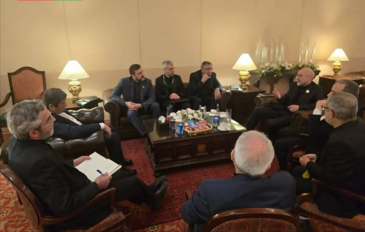 منتدى الشرق الأوسط: الوفد الإيراني الضخم في مفاوضات إسلام آباد يكشف تشتت مراكز القرار في طهران