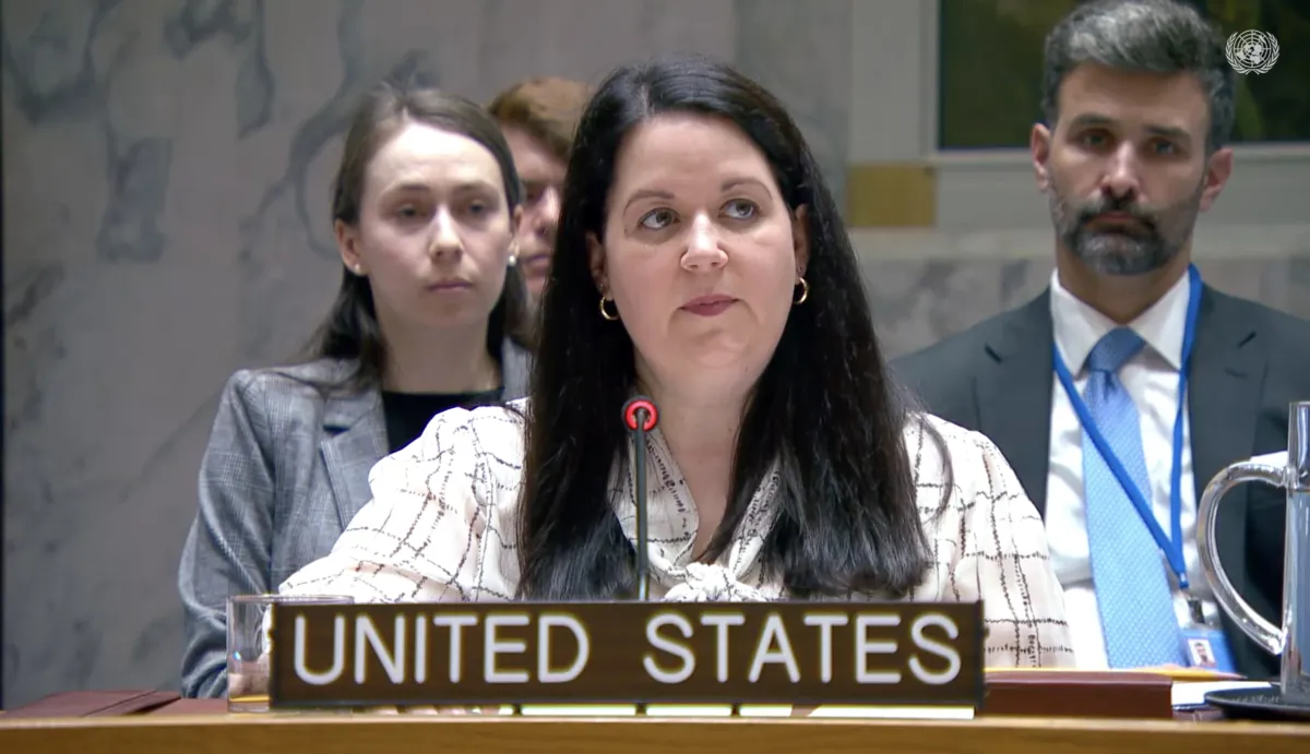 واشنطن تدعو السفن المتجهة إلى موانئ الحديدة للامتثال لآلية التفتيش الأممية