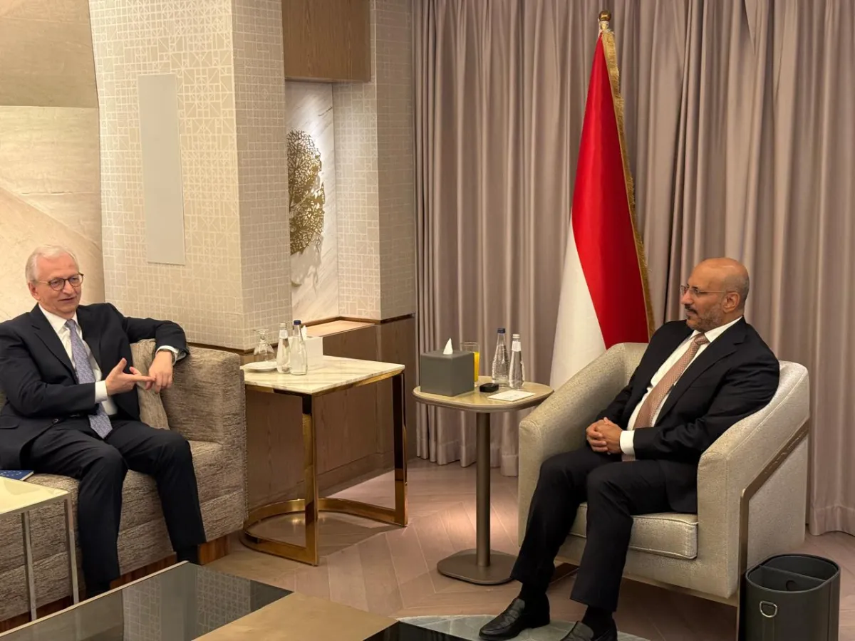 طارق صالح والسفير الألماني يستعرضان مستجدات الوضع الوطني والإقليمي