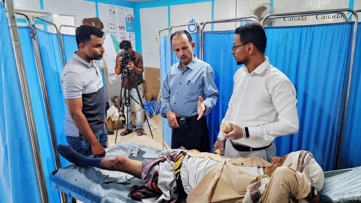 مستشفى المخا يطلق المرحلة الثانية لتركيب الأطراف الصناعية ويستعد لافتتاح قسم عزل الحصْبة