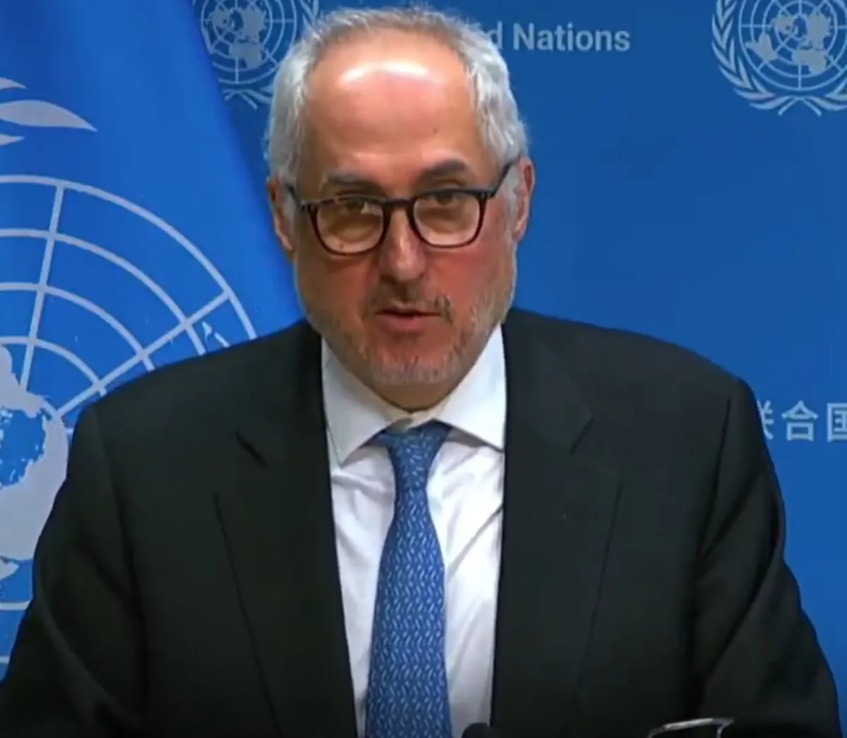 الأمم المتحدة: احتجاز موظفي الإغاثة يقيّد المساعدات ونطالب بالإفراج عن 73 من موظفينا لدى الحوثيين