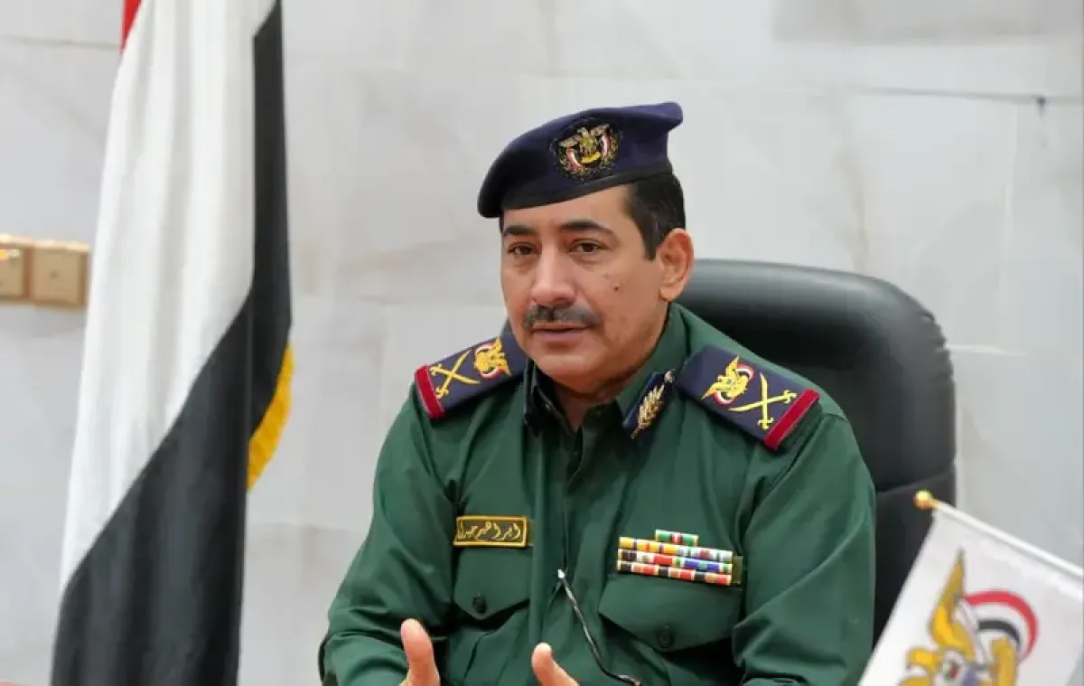 وزير الداخلية يوجه بفتح تحقيق عاجل في اغتيال تربوي في عدن وسرعة ضبط الجناة