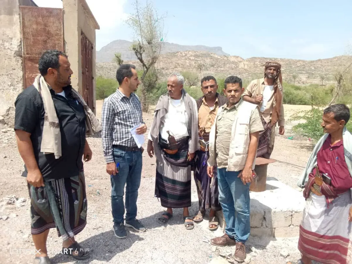 تعز.. مدير الوازعية يبحث مع مؤسسة "بناء" سبل استئناف مشاريع المياه المتعثرة