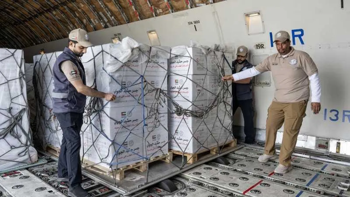 الإمارات تُسيّر طائرة مساعدات غذائية جديدة إلى غزة