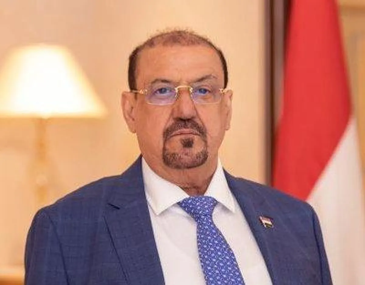 البركاني يشيد بدعم الاتحاد الأوروبي ويؤكد أهمية زيارة السفير إلى تعز لتعزيز الاستجابة الإنسانية