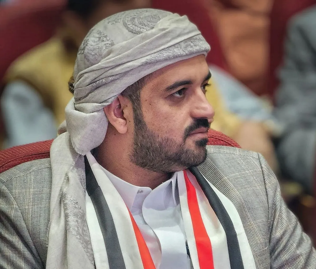 الشيخ صهيب البركاني يعلن مقاضاة مدير شرطة تعز بعد تلقيه رسالة بإحالته إلى مجلس تأديبي