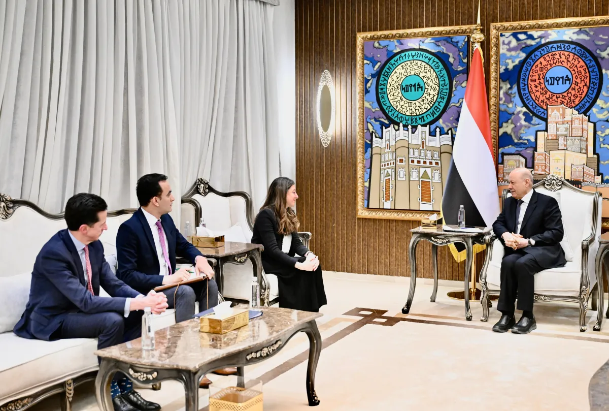 العليمي: نجاح أي مقاربة لإنهاء الحرب مشروطة بالتعامل مع مليشيا كجزء من مشروع إيراني عابر للحدود