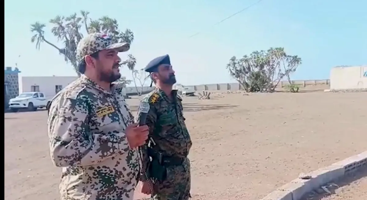 فيديو| القوسي يعايد قطاع أمن الساحل الغربي في المخا