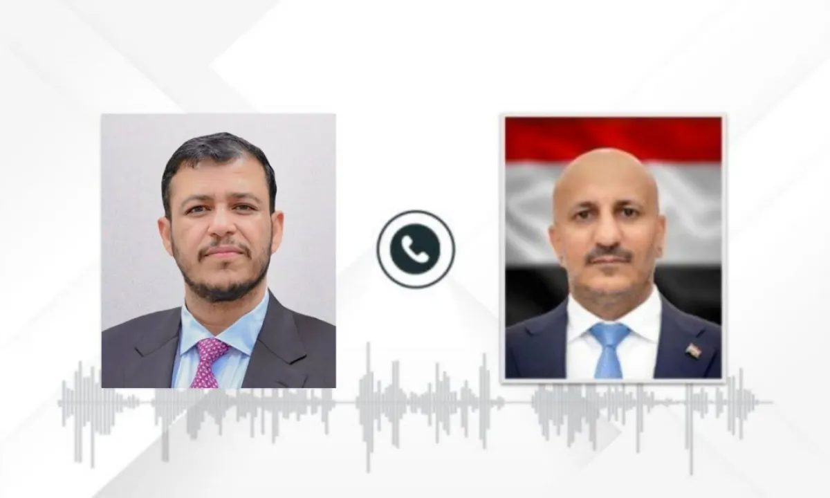 الدكتور عبدالله العليمي يعزي الفريق طارق صالح في استشهاد قائد الفرقة الأولى مقاومة وطنية