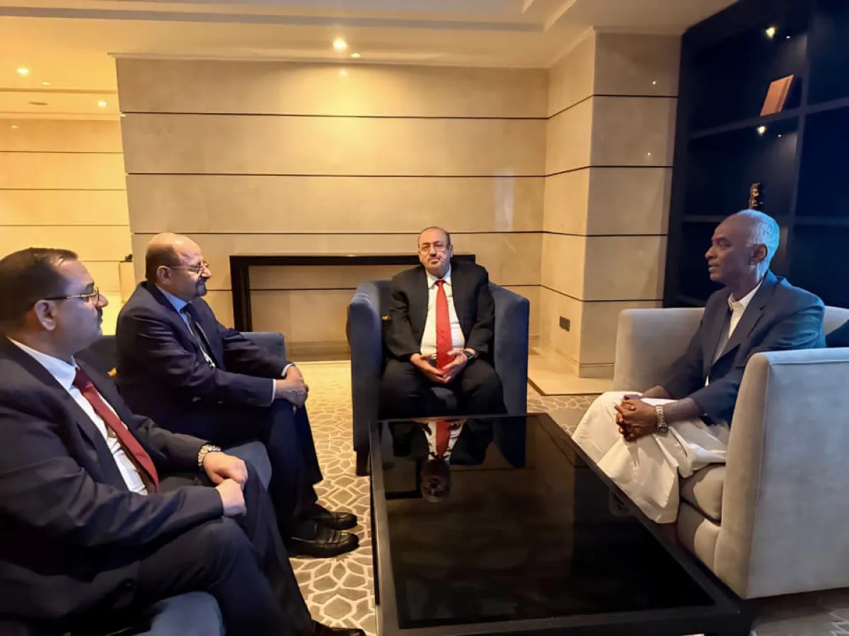أبو حورية: لقاء البركاني والزنداني ناقش ملفات وطنية وأكد أهمية انعقاد مجلس النواب خلال الفترة المقبلة