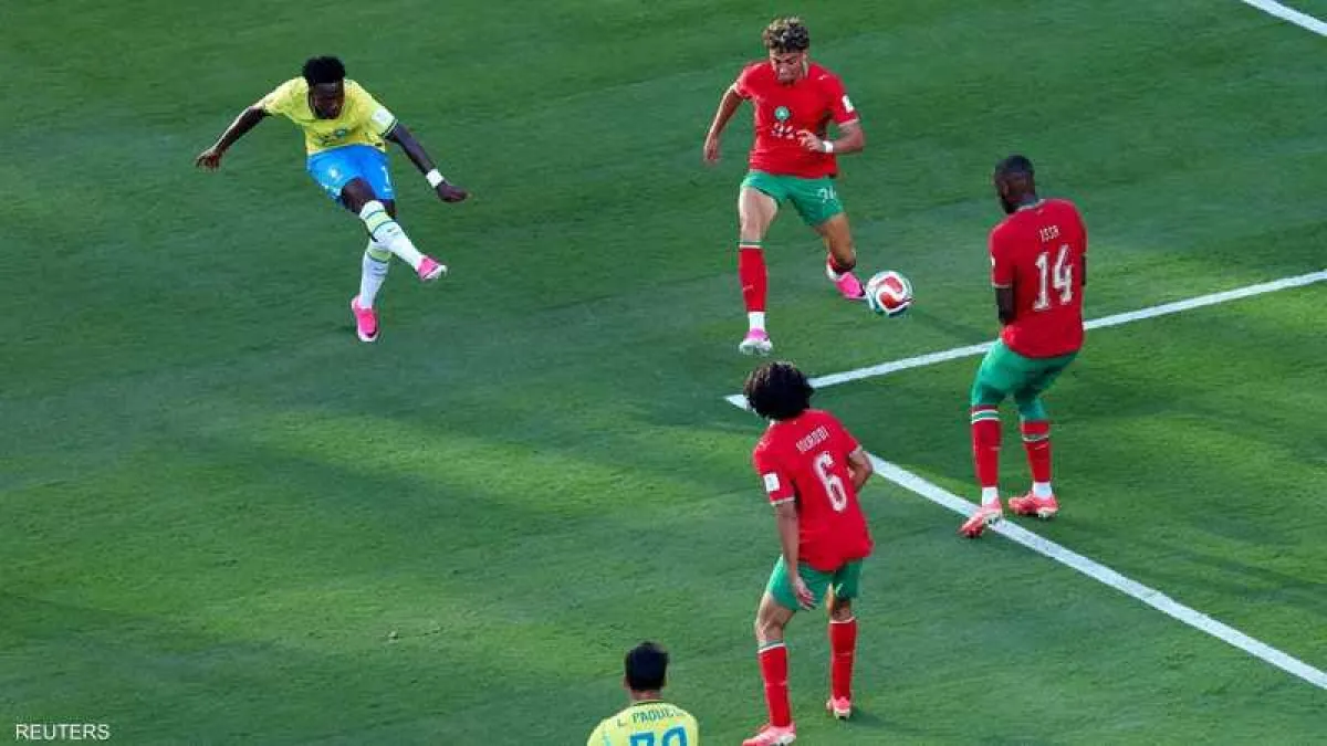 فينيسيوس يعادل رقم رونالدينيو المونديالي