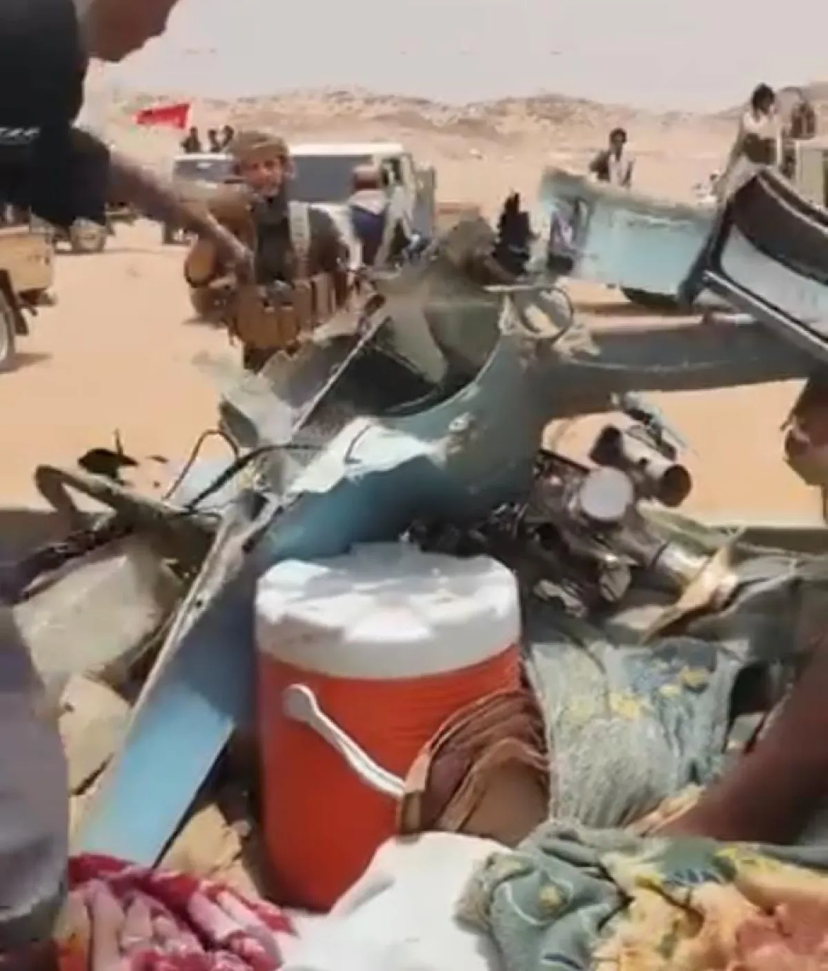القبائل تُسقط طائرة مسيّرة لمليشيا الحوثي فوق مطارح الكرامة