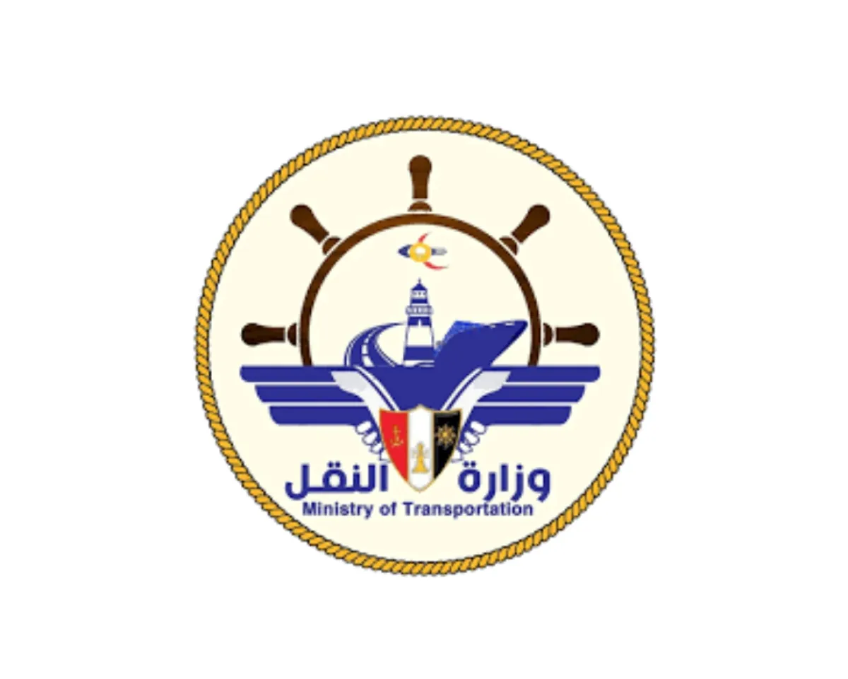 وزارة النقل تثمن جهود البحرية اليمنية في إنقاذ طاقم سفينة هندية أغرقها هجوم حوثي