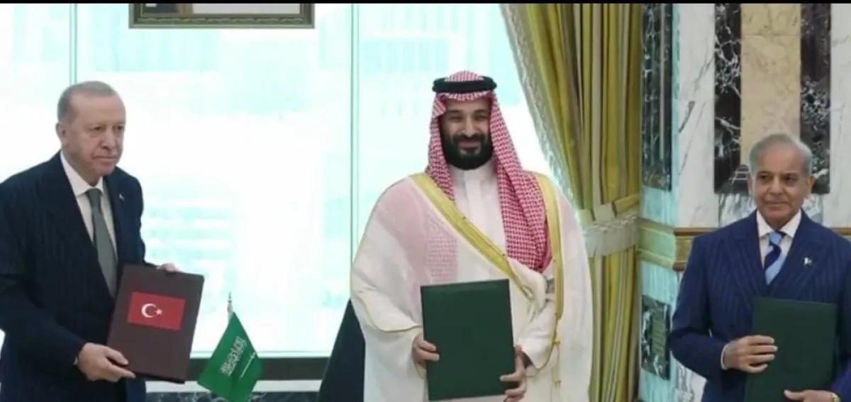 السعودية وتركيا وباكستان توقع "اتفاقية مكة للدفاع المشترك"