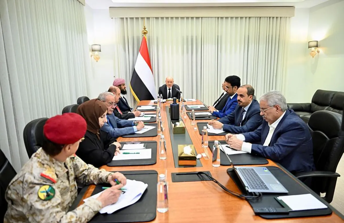 مجلس الدفاع الوطني يعلن انعقادًا دائمًا ويقر إجراءات عاجلة لرفع الجاهزية والرد على الحوثيين