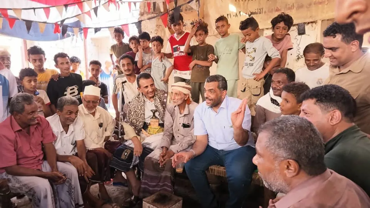 بن بريك يزور مدينة حيس التاريخية.. ويؤكد: معركة الخلاص الوطني باتت قريبة