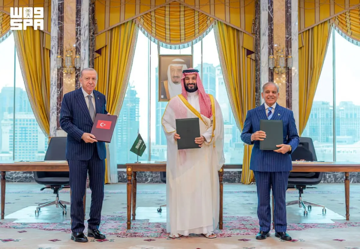 السعودية وباكستان وتركيا تعقد أول اجتماع للجنة «اتفاقية مكة للدفاع المشترك»