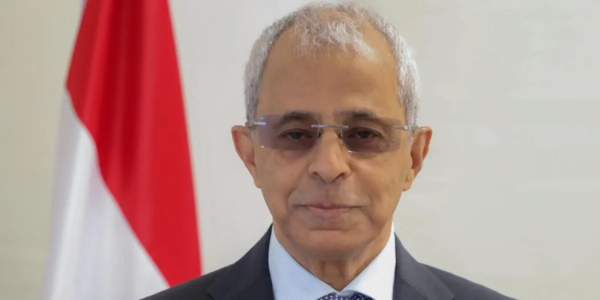 نائب وزير الخارجية مصطفى نعمان يحذر من مخطط إيراني للبحر الاحمر ويدعو إلى تحريك الجبهات
