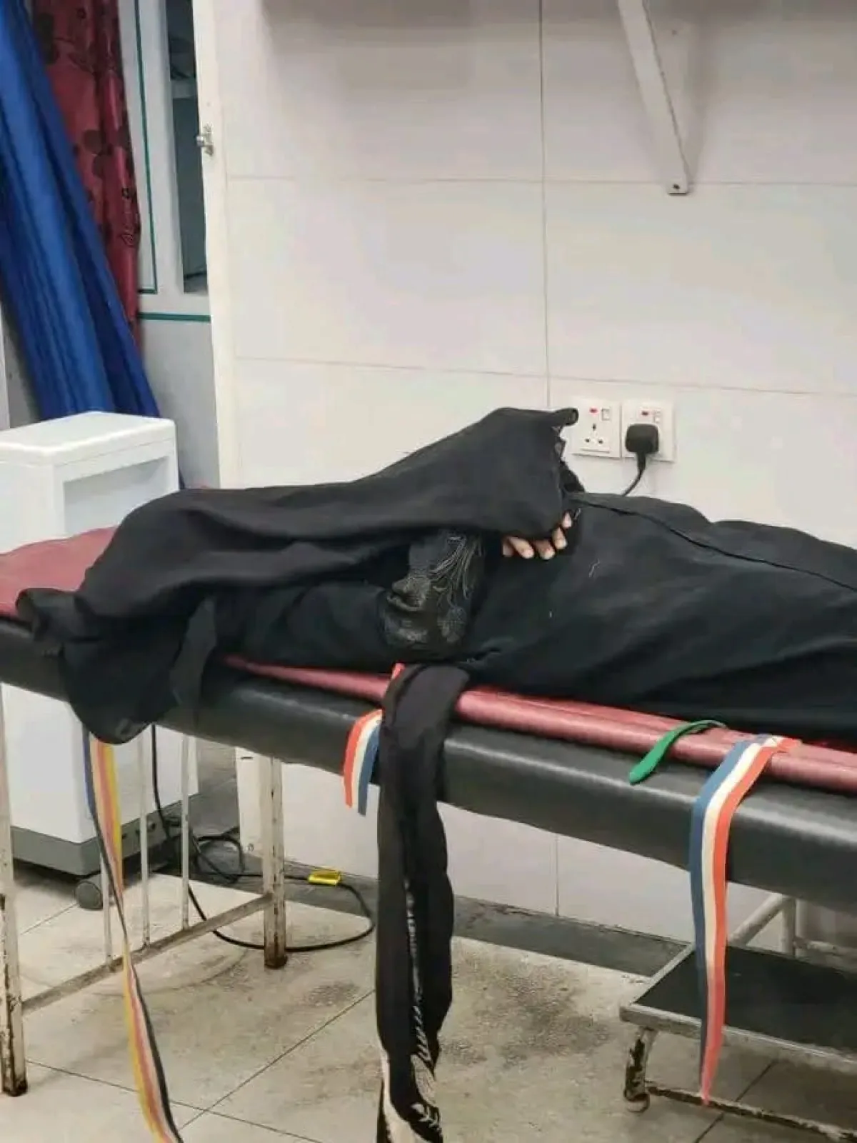 تعز.. استشهاد امرأة بقذيفة حوثية