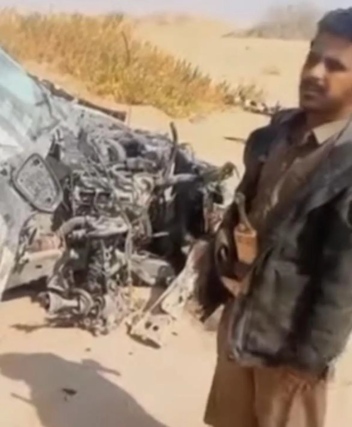 نجاة مسافرين من انفجار لغم حوثي بسيارتهم على طريق اليتمة-الحزم