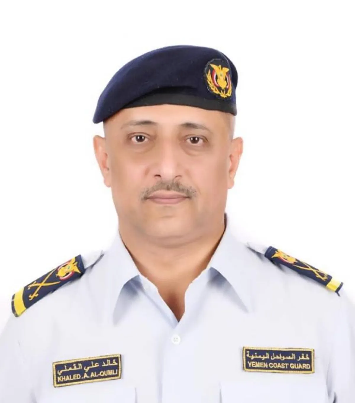 رئيس مصلحة خفر السواحل: سفن تهريب الحوثيين باتت تتحرك علنًا في البحر الأحمر