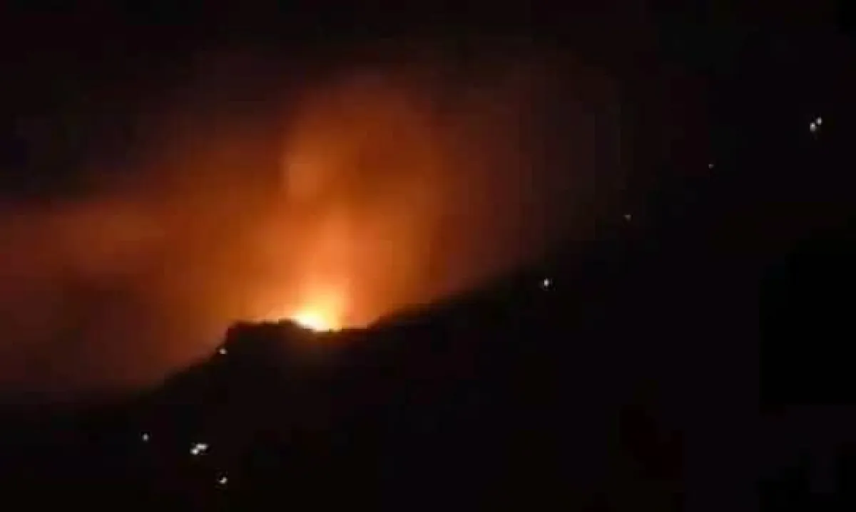 القوات المسلحة: 27 غارة جوية تستهدف مواقع حوثية في جبهات تعز