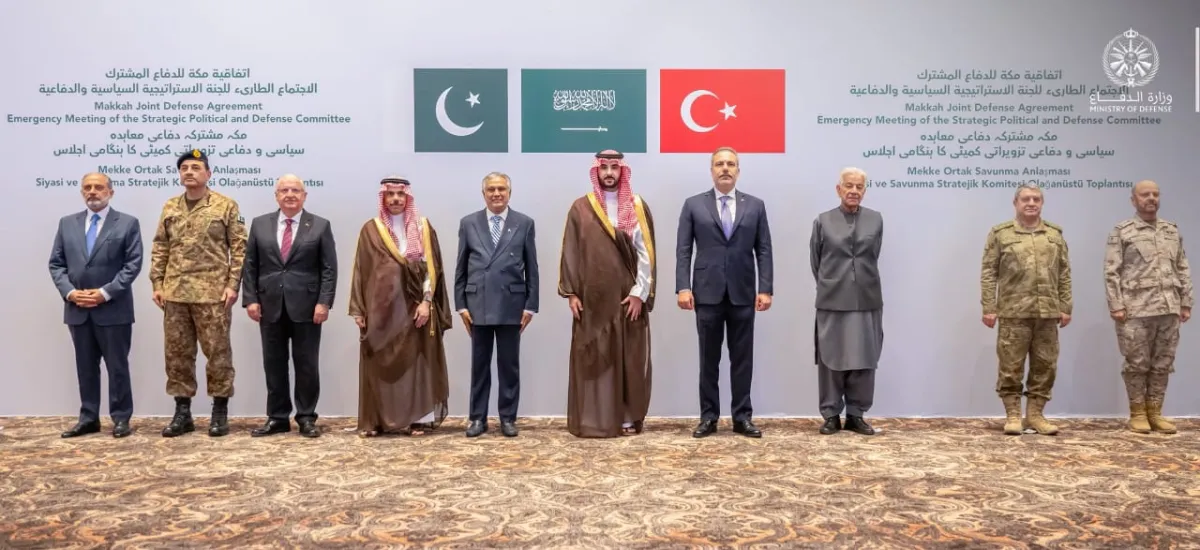 حلف مكة الدفاعي يفعل التزامات الدفاع المشترك ويقرر نشر قوات في السعودية
