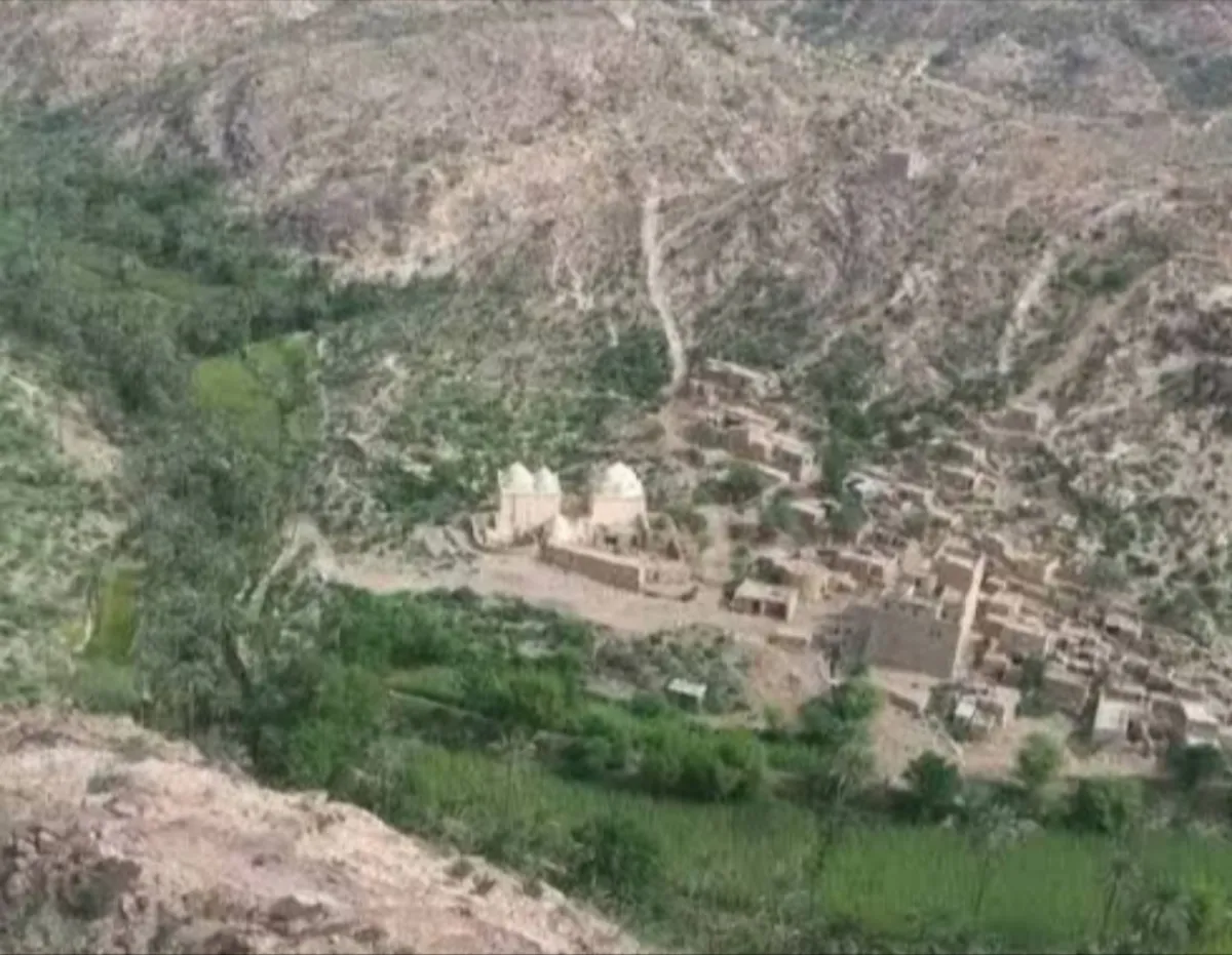 مركز حقوقي: مليشيا الحوثي تعدم مدير مدرسة في الريف الجنوبي لتعز