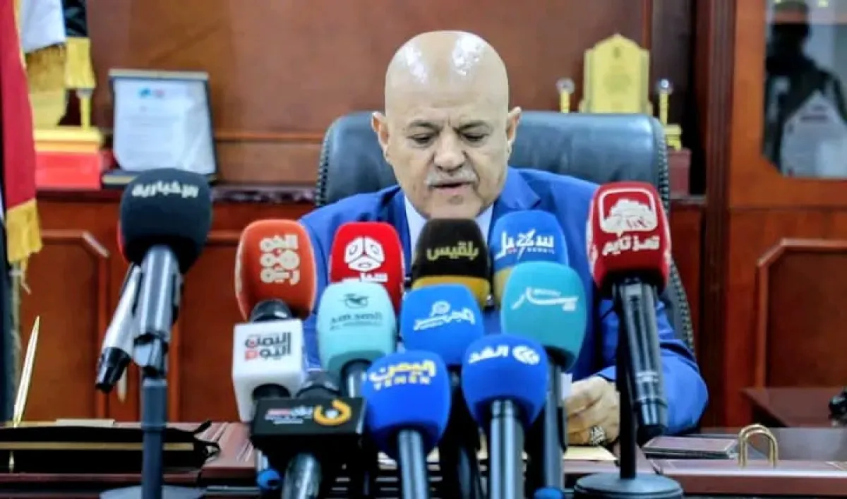 محافظ تعز يطالب بتحرك عاجل لكسر حصار الحوثيين وتأمين الاحتياجات الأساسية
